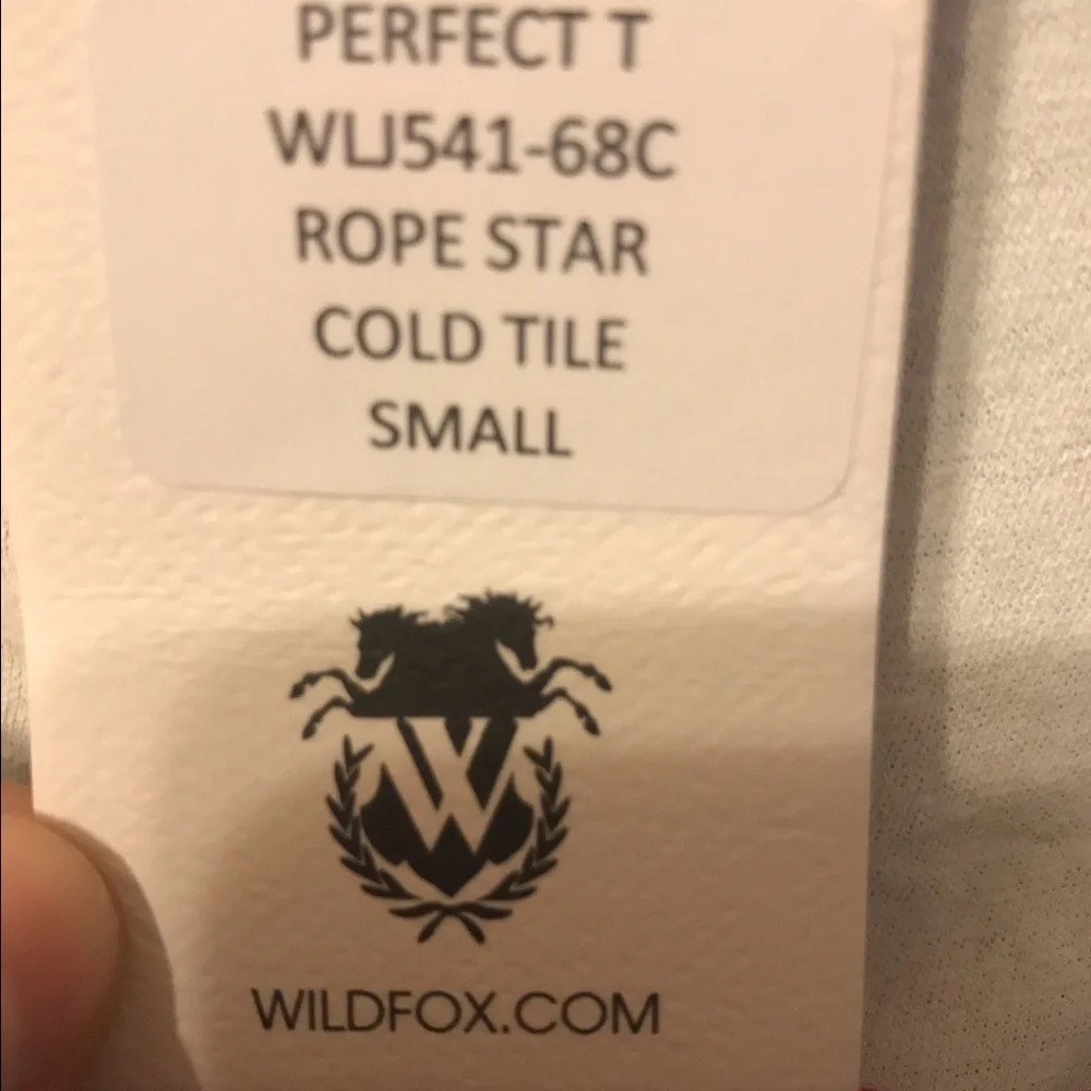 NWT WILDFOX STAR TEE - Picture 4 of 4